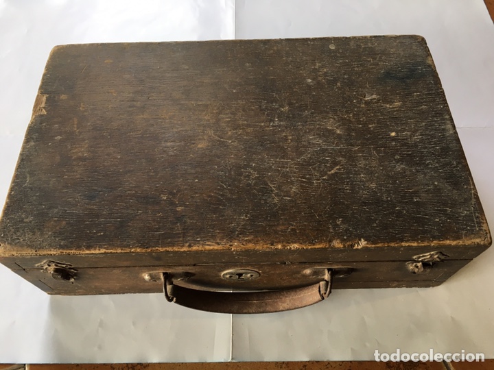 Antig&uuml;edades: CAJA DE MADERA DE BARBERO. - Foto 2