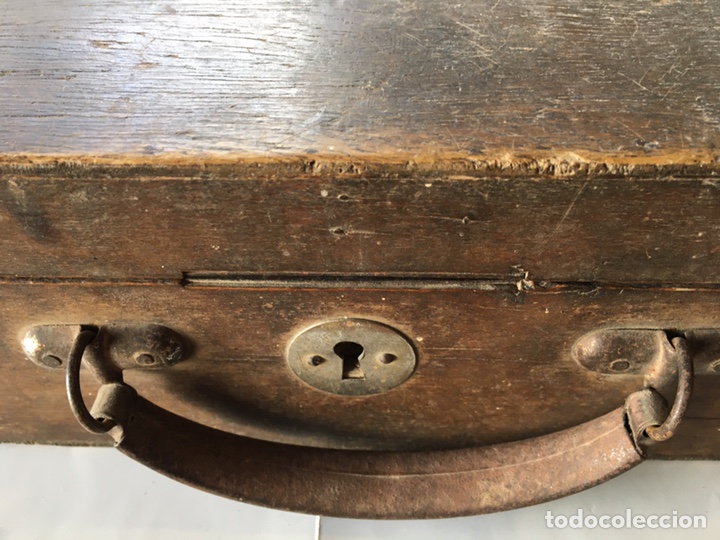 Antig&uuml;edades: CAJA DE MADERA DE BARBERO. - Foto 3