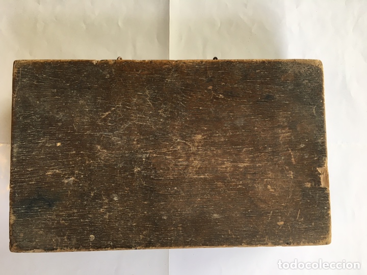 Antig&uuml;edades: CAJA DE MADERA DE BARBERO. - Foto 5