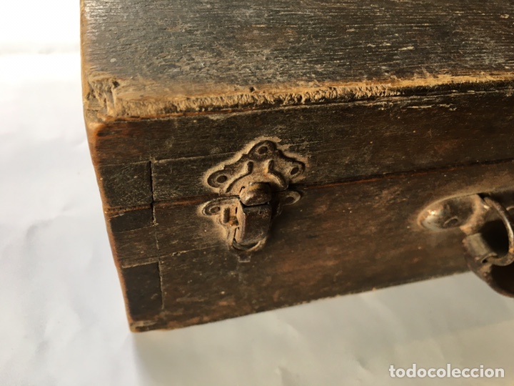 Antig&uuml;edades: CAJA DE MADERA DE BARBERO. - Foto 8