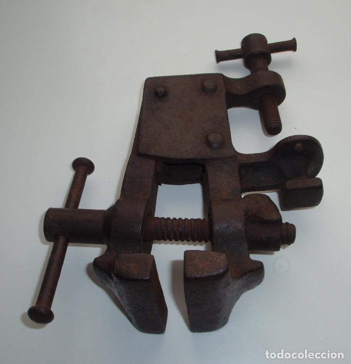 Antig&uuml;edades: LOTE DE 2 ANTIGUOS TORNILLOS. - Foto 3