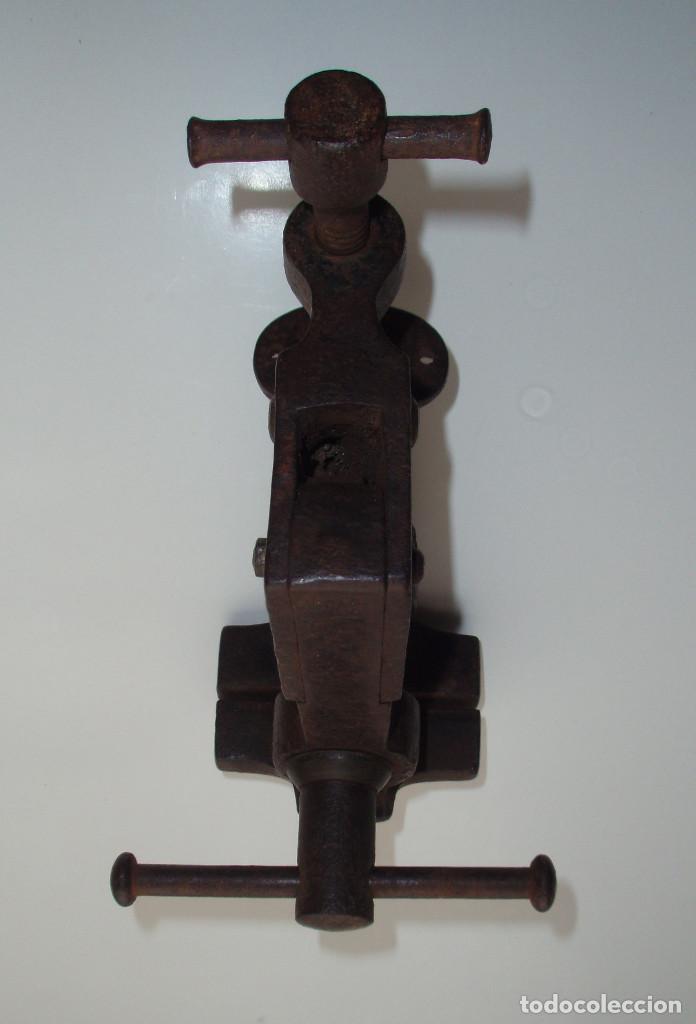 Antig&uuml;edades: LOTE DE 2 ANTIGUOS TORNILLOS. - Foto 7