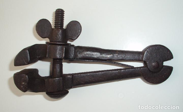Antig&uuml;edades: LOTE DE 2 ANTIGUOS TORNILLOS. - Foto 10