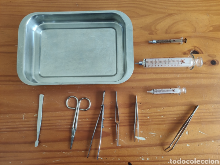 Antig&uuml;edades: BATEA O BANDEJA CON INSTRUMENTAL MEDICO - Foto 17