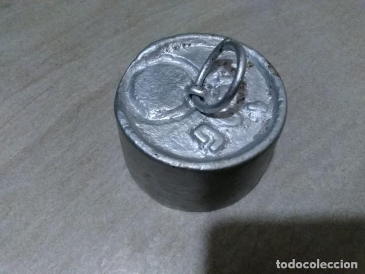 Antig&uuml;edades: Pesa de 1 kilo - Foto 1