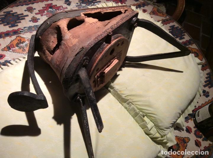 Antig&uuml;edades: Antiguo fuelle de fragua. - Foto 4