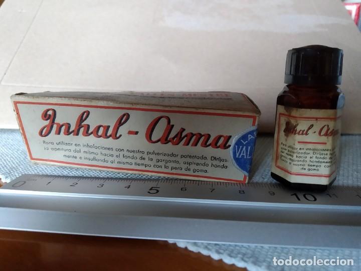 Antig&uuml;edades: Peque&ntilde;a botella antigua de medicamento - Foto 3