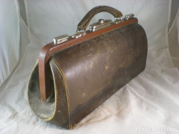 Antig&uuml;edades: Antiguo Maletin de Medico - 40cm - Foto 2