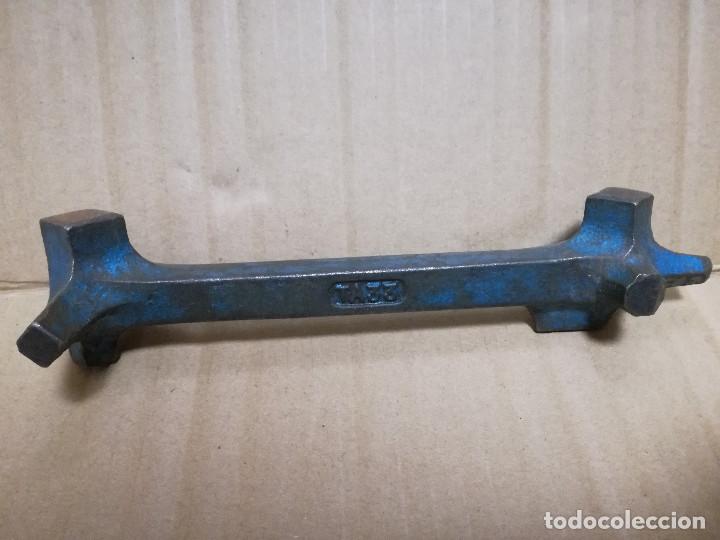 Antig&uuml;edades: HERRAMIENTA - LLAVE AUTOMOVIL DRAIN PLUG KEY TA33 - Foto 3