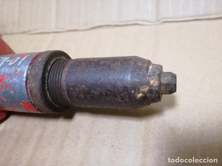 Antig&uuml;edades: REMACHADORA EXTENSIBLE FUELLE DE ALUMINIO Y HIERRO (FUNCIONANDO) - Foto 7