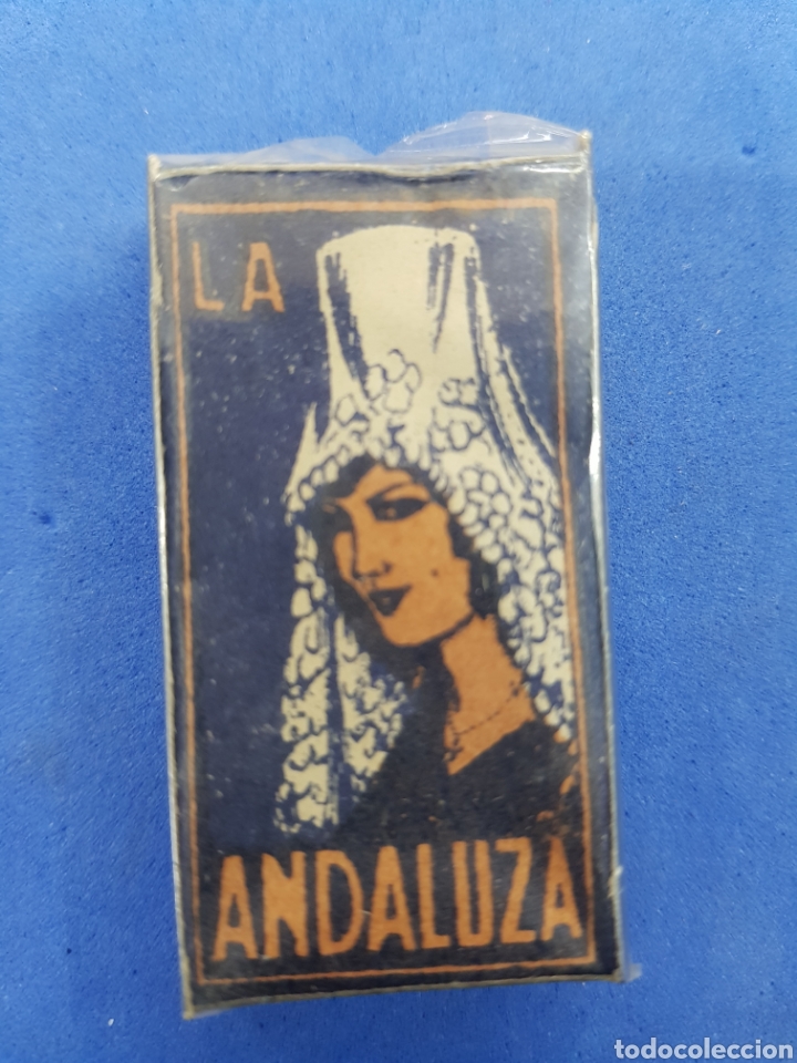 Antig&uuml;edades: La Andaluda caja de 10 hojas de afeitar - Foto 1