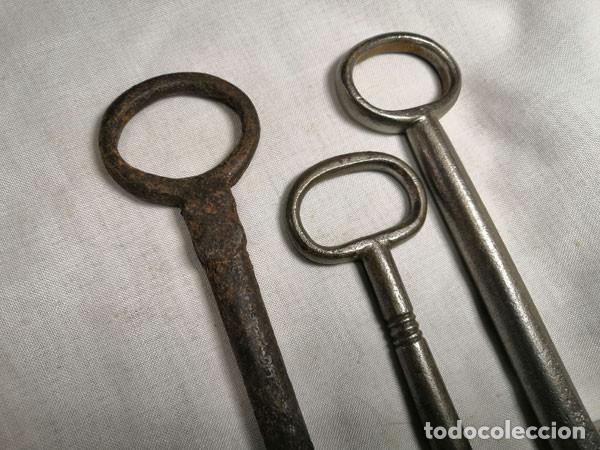 Antig&uuml;edades: LLAVE - LOTE 3 ANTIGUAS LLAVES - Foto 3