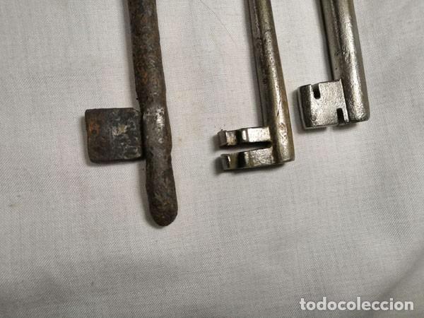 Antig&uuml;edades: LLAVE - LOTE 3 ANTIGUAS LLAVES - Foto 4