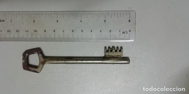 Antig&uuml;edades: Llave - Foto 2