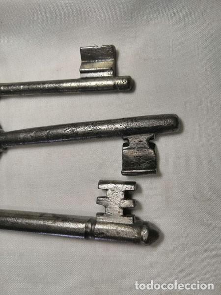 Antig&uuml;edades: LLAVE - LOTE DE 3 ANTIGUAS LLAVES - Foto 4