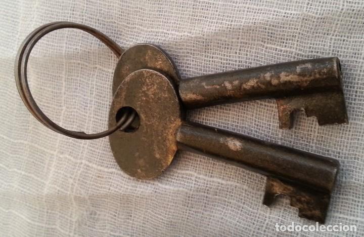 Antig&uuml;edades: Candado tipo Americano. Con llave y funcionando. - Foto 3