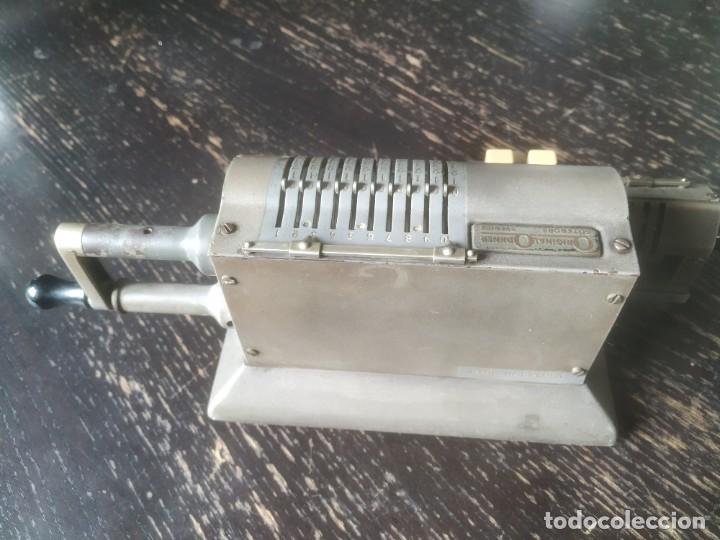 Antigüedades: Calculadora Original Odhner modelo 107. Funciona - Foto 3 - 196164860