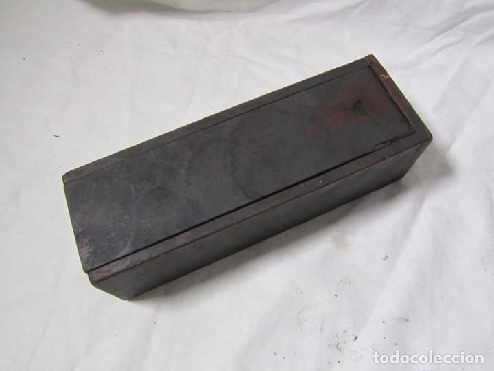 Antig&uuml;edades: Pieza o cabezal de tornero en caja de madera - Foto 10