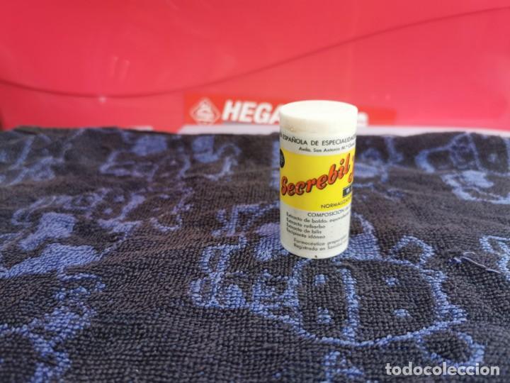 Antig&uuml;edades: Antiguo bote de medicamentos secrebilb vac&iacute;o - Foto 1