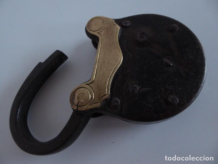 Antig&uuml;edades: CANDADO SIN LLAVE - Foto 2