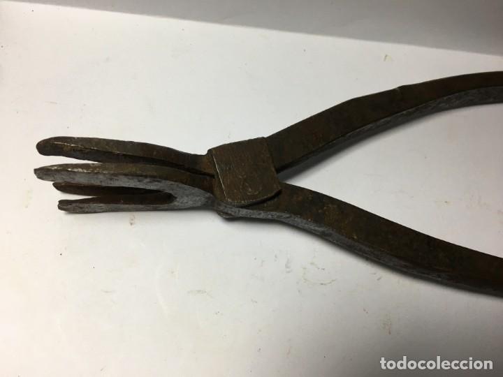 Antig&uuml;edades: ANTIGUA HERRAMIENTA ALICATES - Foto 4