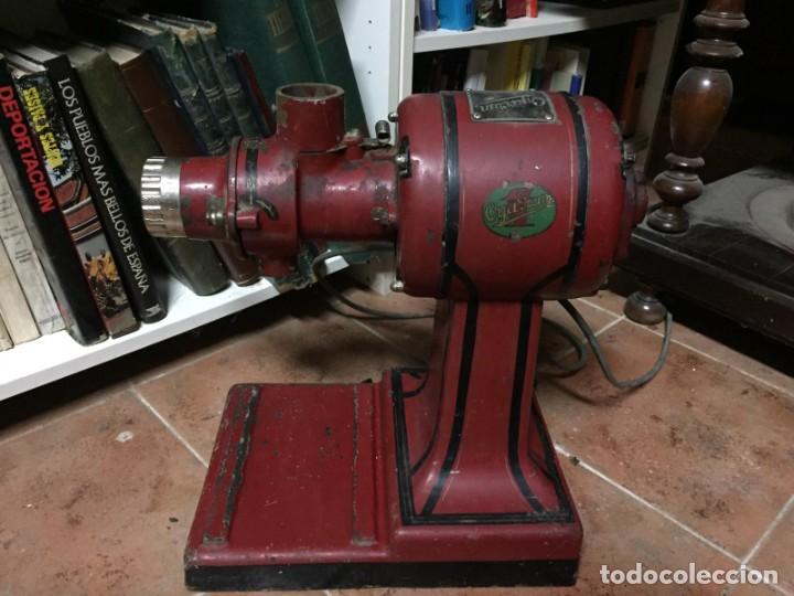 molinillo de café eléctrico vintage rojo años 7 - Compra venta en  todocoleccion