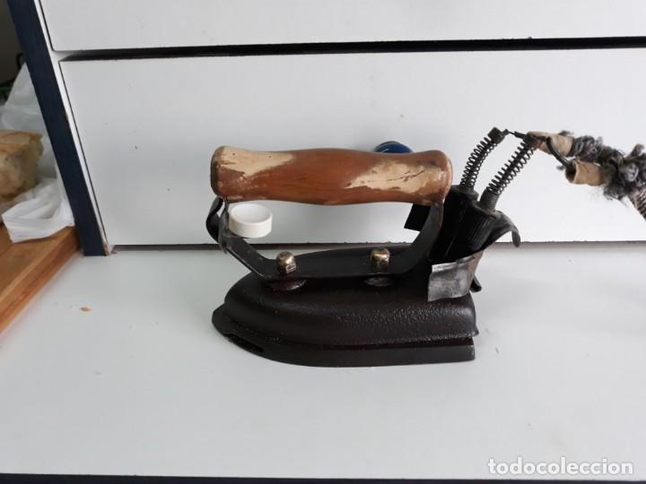 Antig&uuml;edades: Plancha electrica - Foto 1