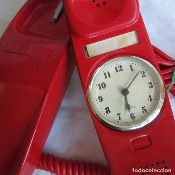 Tel&eacute;fonos: Tel&eacute;fono gondola rojo con reloj (funcionando) - Foto 1