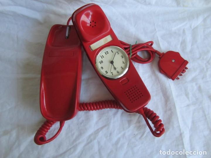 Tel&eacute;fonos: Tel&eacute;fono gondola rojo con reloj (funcionando) - Foto 2