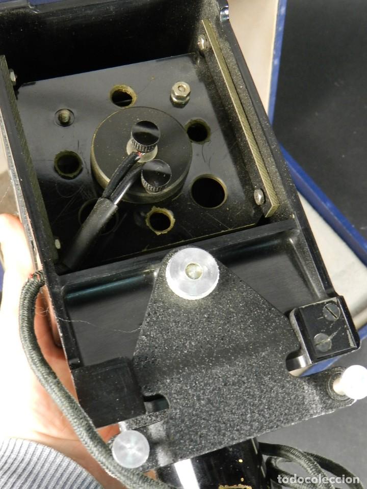 Antig&uuml;edades: PROYECTOR DE DIAPOSITIVAS A&Ntilde;O 1950 - Foto 7