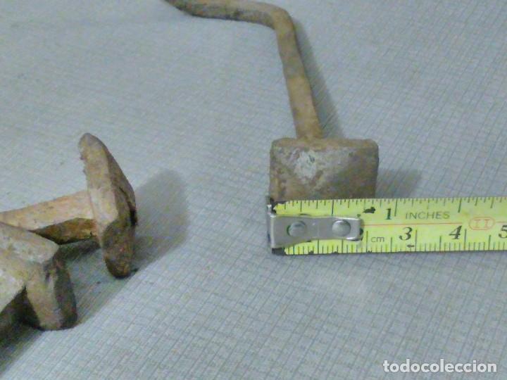 Antig&uuml;edades: Lote de 6 clavos de forja. - Foto 7
