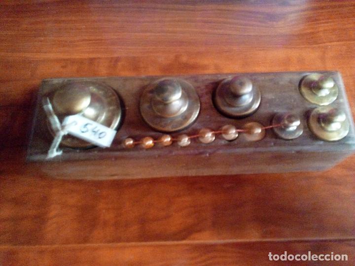 Antig&uuml;edades: ANTIGUA TABLA DE PESAS - Foto 1