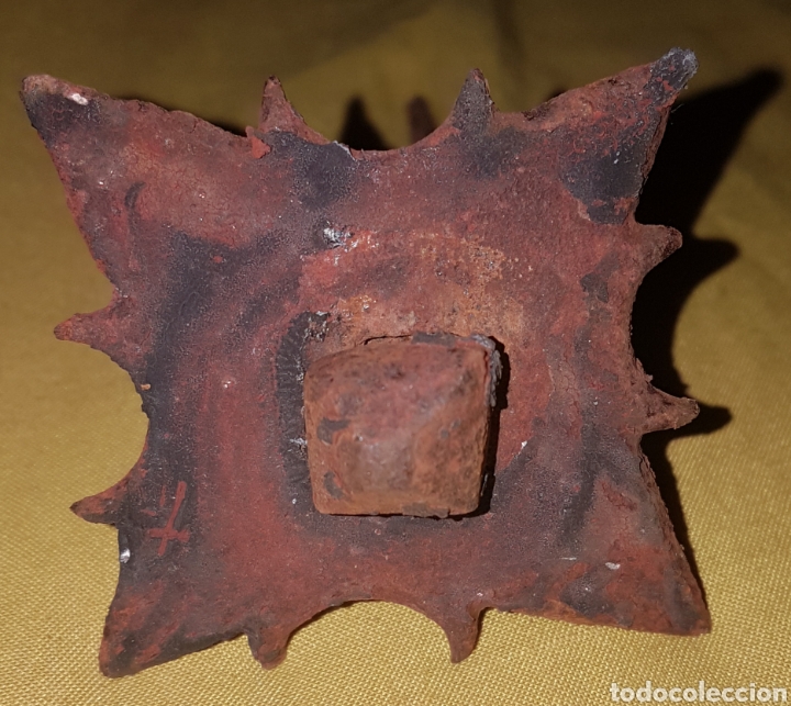 Antig&uuml;edades: Antiguo clavo de forja estrella - Foto 1