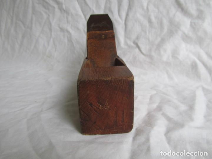 Antig&uuml;edades: 2 cepillos de madera carrasca de carpintero - Foto 3