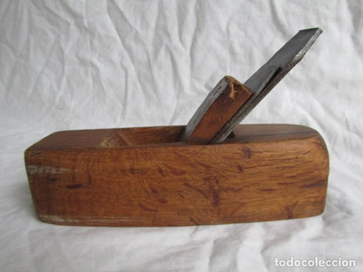 Antig&uuml;edades: 2 cepillos de madera carrasca de carpintero - Foto 4