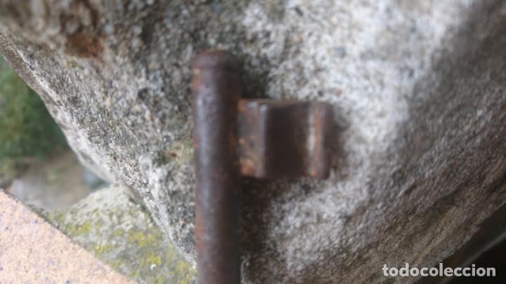 Antig&uuml;edades: Llave antigua - Foto 3