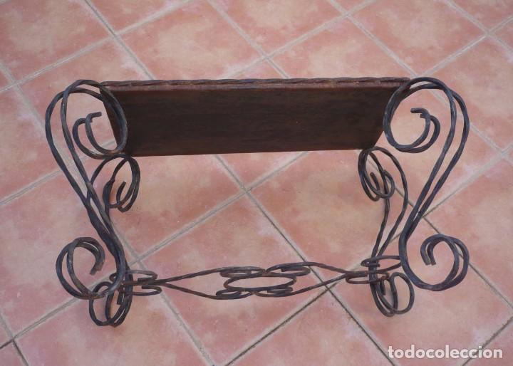 Antig&uuml;edades: Antigua Mesa Auxiliar. De Forja - Foto 7