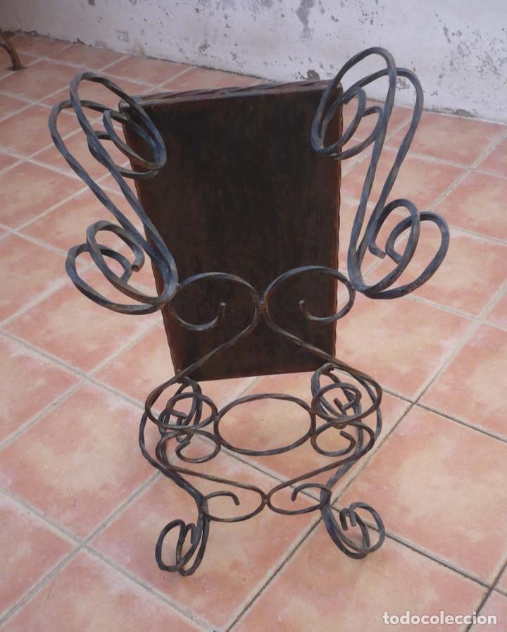 Antig&uuml;edades: Antigua Mesa Auxiliar. De Forja - Foto 8