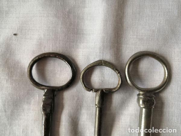 Antig&uuml;edades: ANTIGUA LLAVE - LOTE DE 3 LLAVES - Foto 3