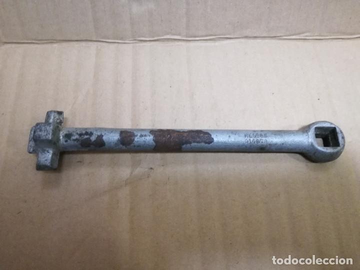 Antig&uuml;edades: HERRAMIENTA - LLAVE AUTOMOVIL DRAIN PLUG KEY - MELCO DPW/3 - Foto 1