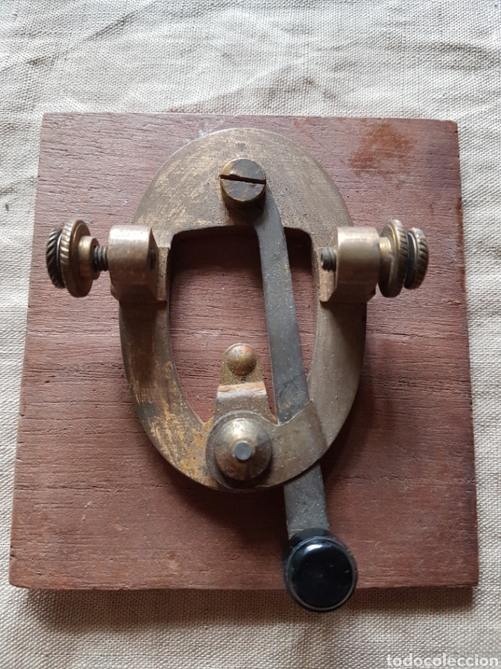 Antig&uuml;edades: Antiguo telegrafo bronce y madera - Foto 1