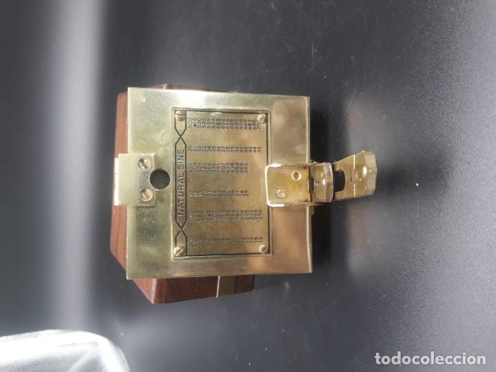 Antig&uuml;edades: Br&uacute;jula de bronce - Foto 2