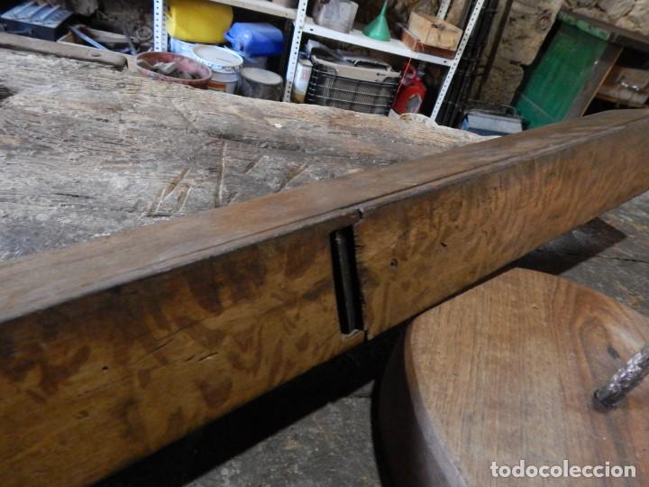 Antig&uuml;edades: gran cepillo de encina y forja  del pasado siglo - Foto 8