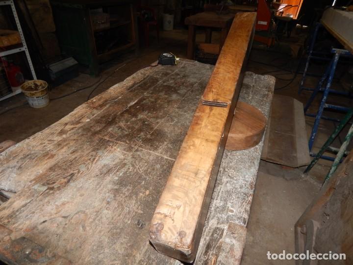 Antig&uuml;edades: gran cepillo de encina y forja  del pasado siglo - Foto 9