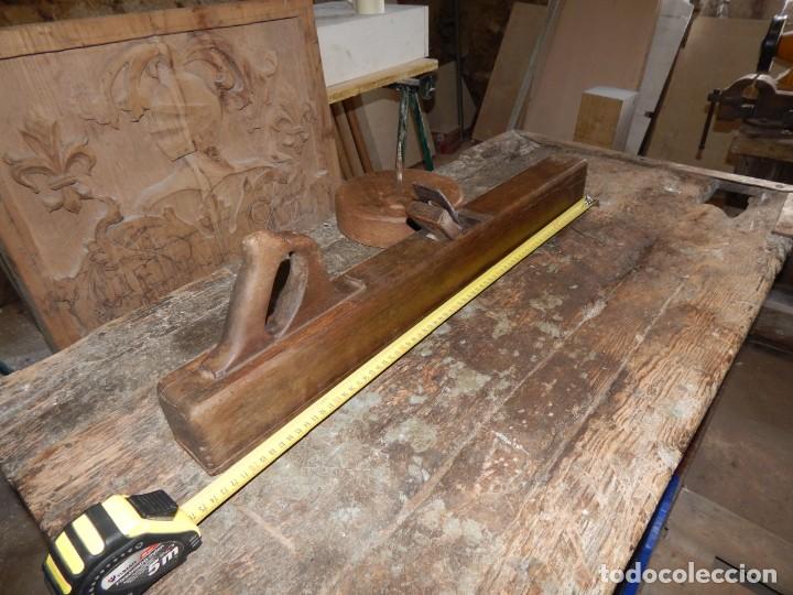 Antig&uuml;edades: gran cepillo de encina y forja  del pasado siglo - Foto 14