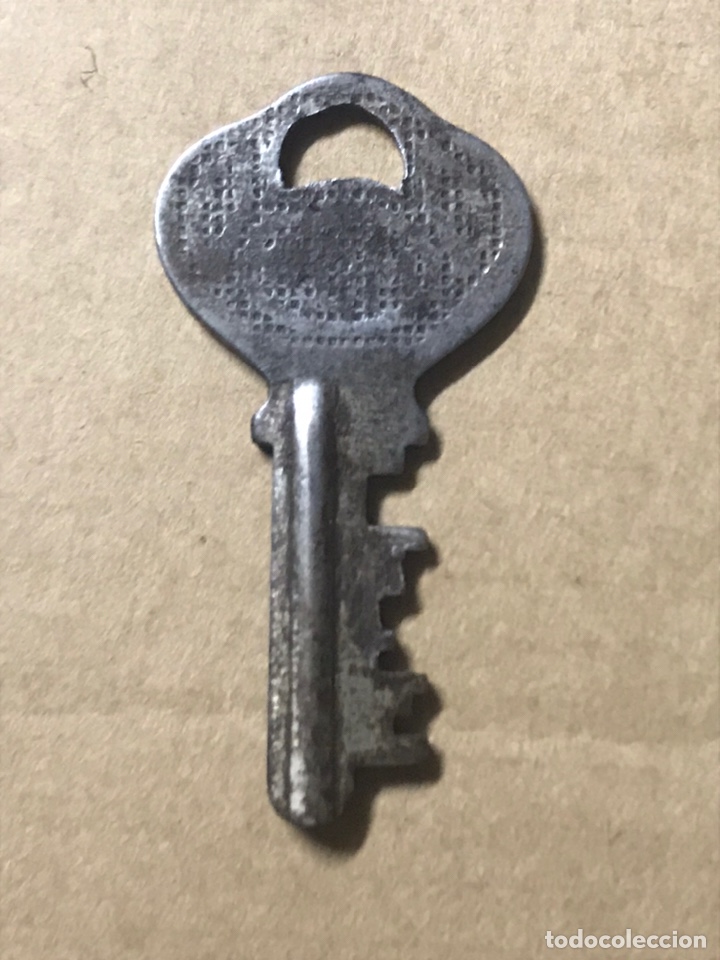 Antig&uuml;edades: ANTIGUA LLAVE PARA CANDADO - Foto 1