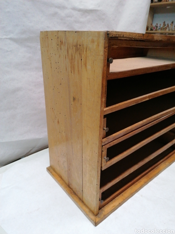 Antig&uuml;edades: Expositor de mercer&iacute;a - Foto 2