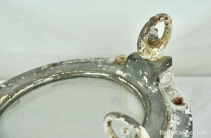 Antig&uuml;edades: Ojo de buey en bronce y hierro - Foto 3