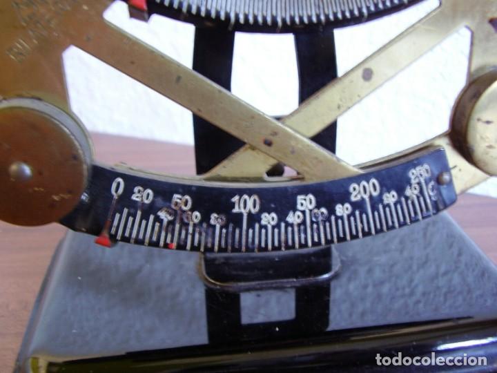 Antig&uuml;edades: BASCULA BILATERAL PESA HASTA 1000 GR COMPLETAMENTE FUNCIONAL - Foto 2
