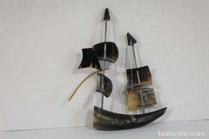Antig&uuml;edades: barco de asta de toro - Foto 2